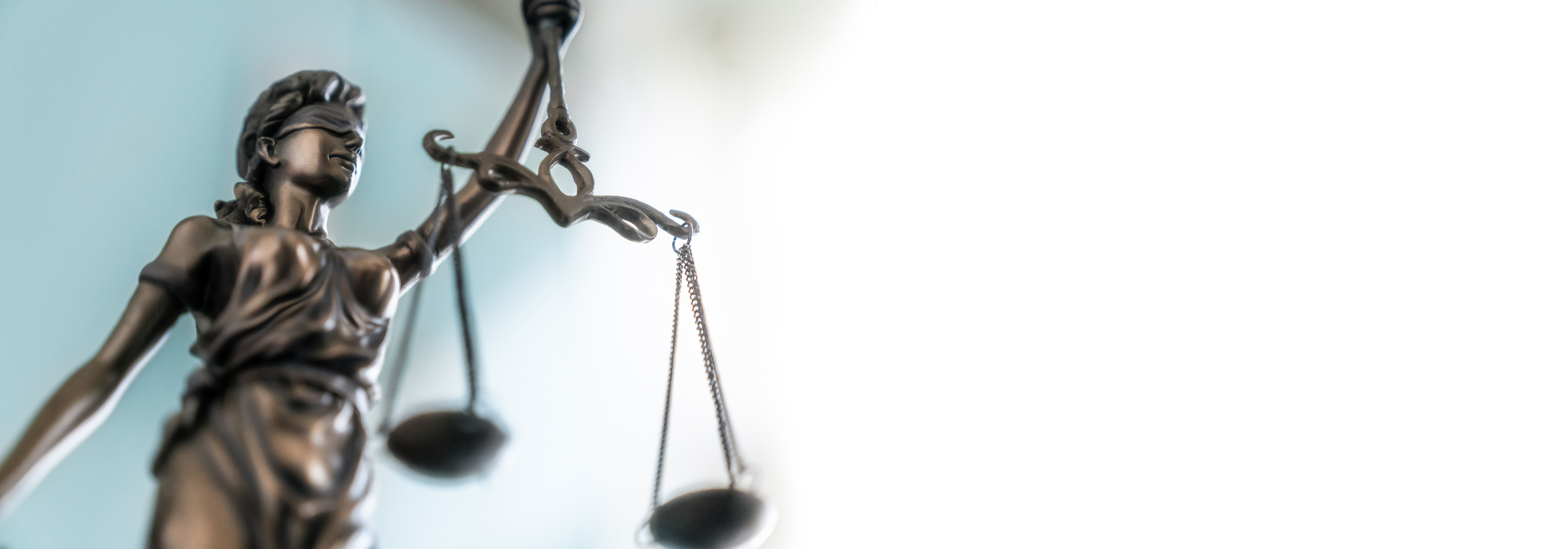 Justitia-Statue - Symbol für Recht und Gerechtigkeit